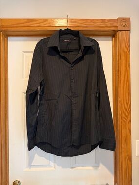 Men's Black Pinstripe Casual Button-Down Shirt